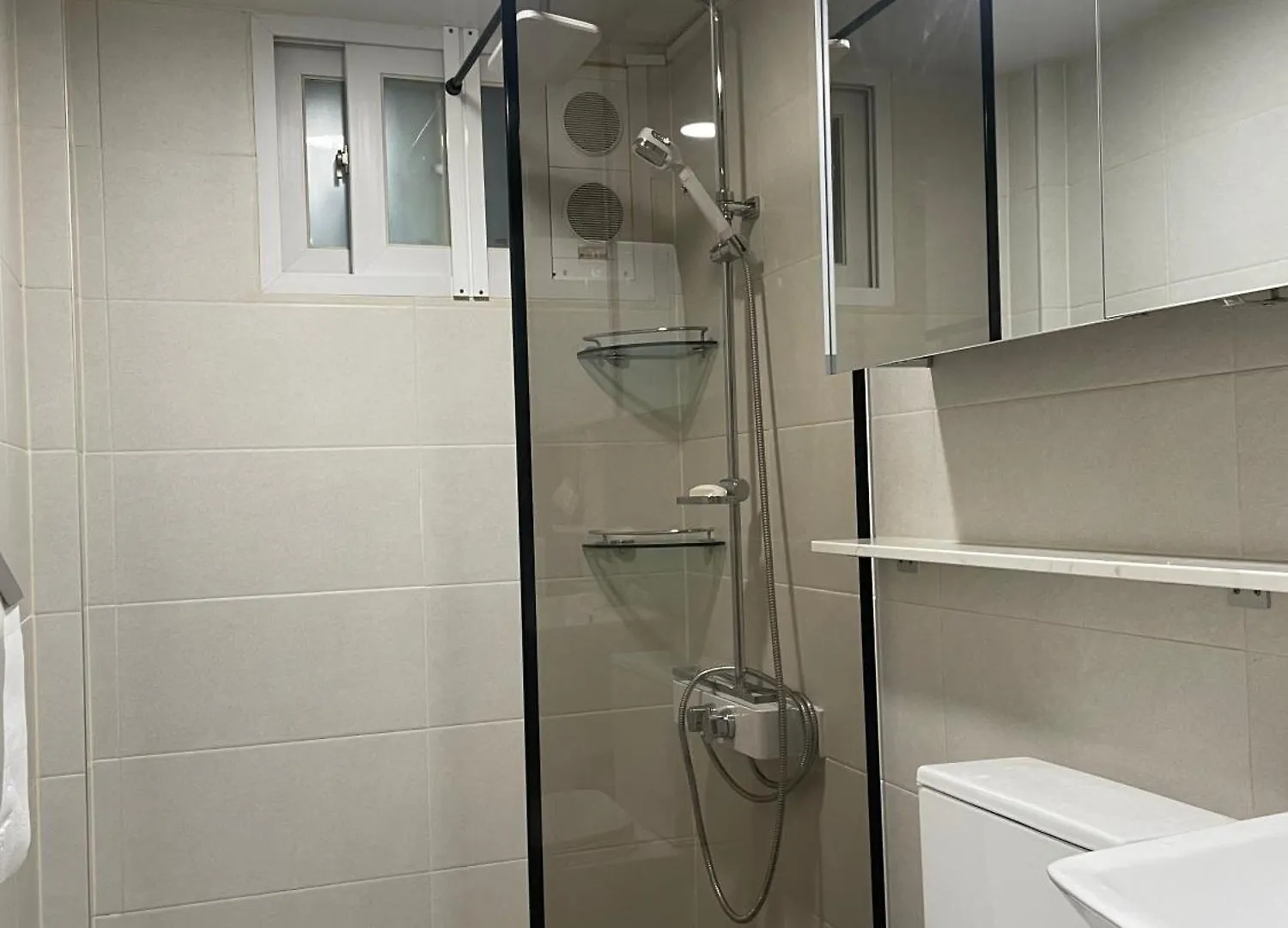 #2 Beds, 2 Rooms Staytion25 #Wangsimni Comfortable 2 Cozy Rooms Seoul