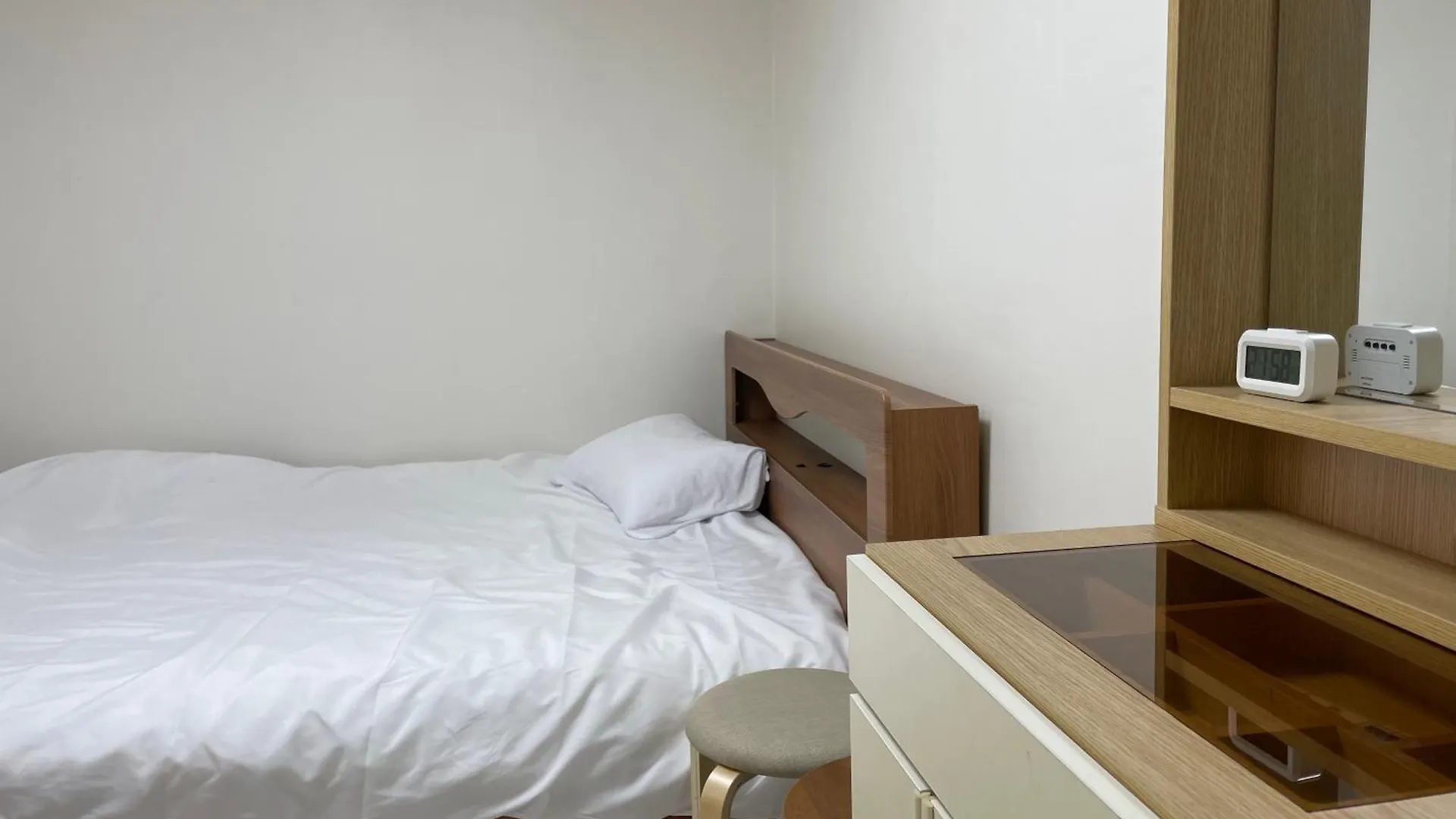 #2 Beds, 2 Rooms Staytion25 #Wangsimni Comfortable 2 Cozy Rooms Soul 0*,  Jižní Korea