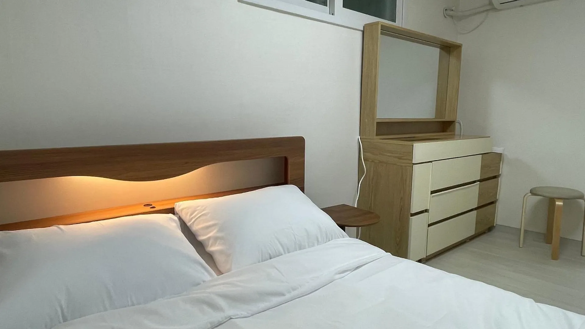 #2 Beds, 2 Rooms Staytion25 #Wangsimni Comfortable 2 Cozy Rooms Soul 0*,
